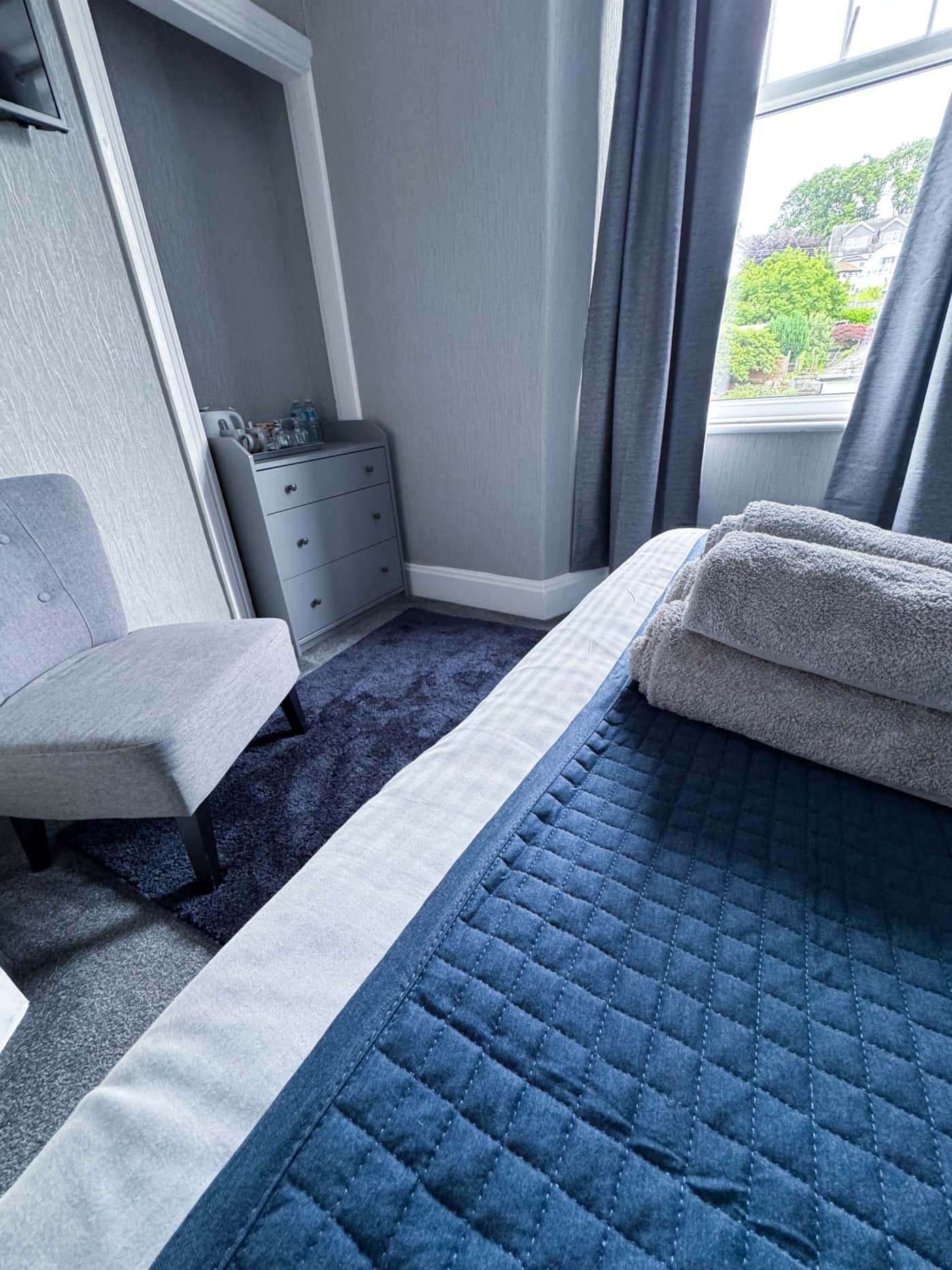 Room 3 — interior photograph 3
